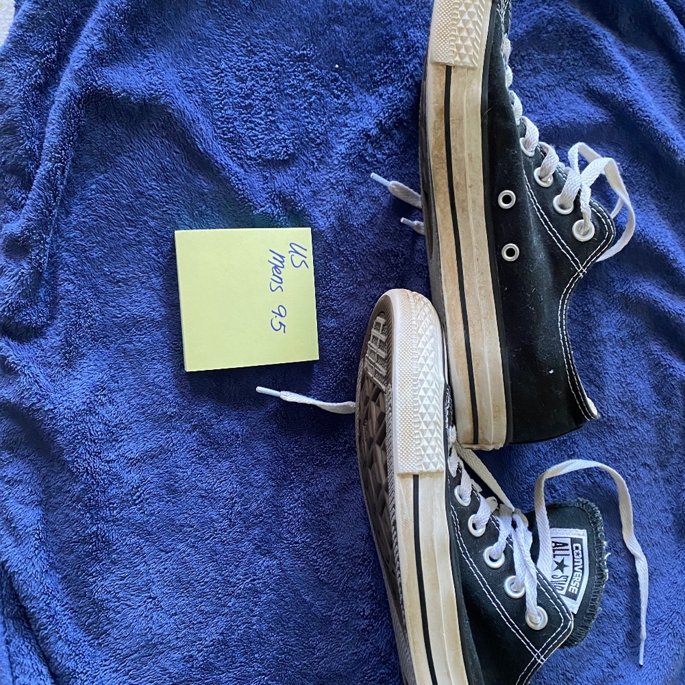 Converse - Picture 1 of 2